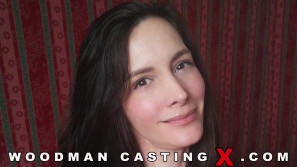 MIA MOONE photos by Pierre Woodman