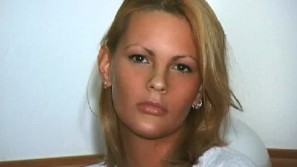 LAURA BELLINI photos by Pierre Woodman