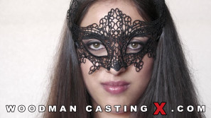 LOLA HEART photos by Pierre Woodman