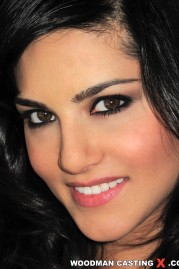 pictures of Sunny Leone