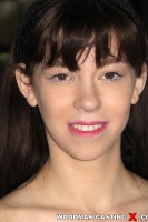 photoset of HANNAH HARTMAN.