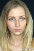 photoset of GOLDIE BABY.